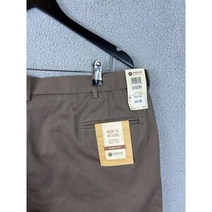 Haggar Pants Mens 40x30 Brown Work To Weekend Classic Fit No Iron Khaki Mens New